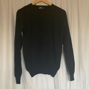 Z studio  cashmere Classic Black Crewneck Sweater